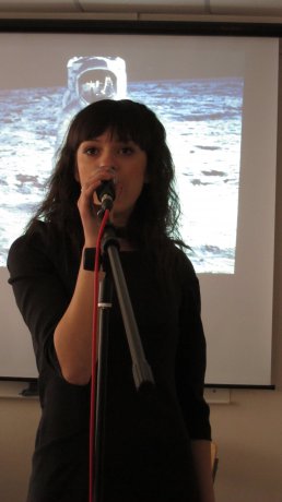 12 апреля 2011