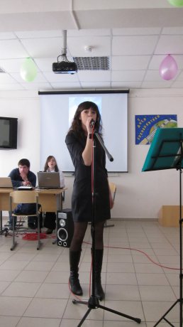 12 апреля 2011