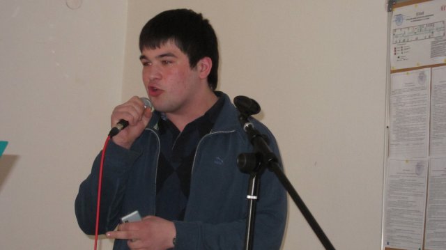 12 апреля 2011