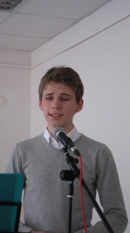 12 апреля 2011