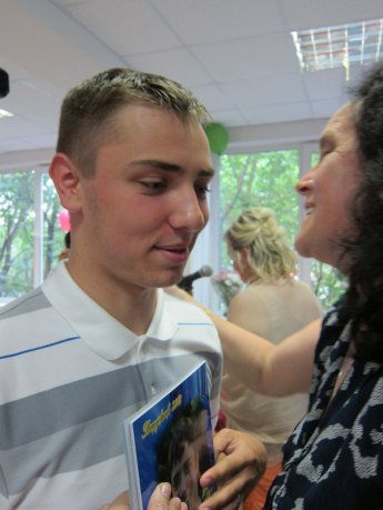 Вручение дипломов 2012